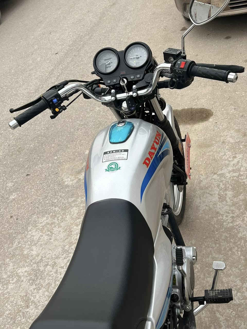 للبيع مديل 26بس اوراق 23 جديده بس طخه بل باب شوفت عينك سعرها ١٧٥٠دراجه نجف اصوالي مجمع هورشا اتصال ***********مكان نجف عسكري شارع سبيس
