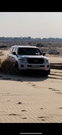 لاندكروز قطري سلك  مديل 2013 سياره جديده ماشيه 161وقابل للزياده سياره ...