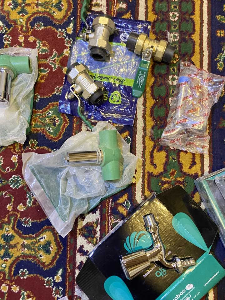 سلام عليكم عندي هاي الغراض للبيع
فقط هذني جدد بل كارتون مكاني البصرة الموفقية شراي فقط خاص


**إذا كنت صاحب هذا الإعلان وتريد حذفه لأي سبب، رجاءا أرسل رسالة إلى الدعم الفني**