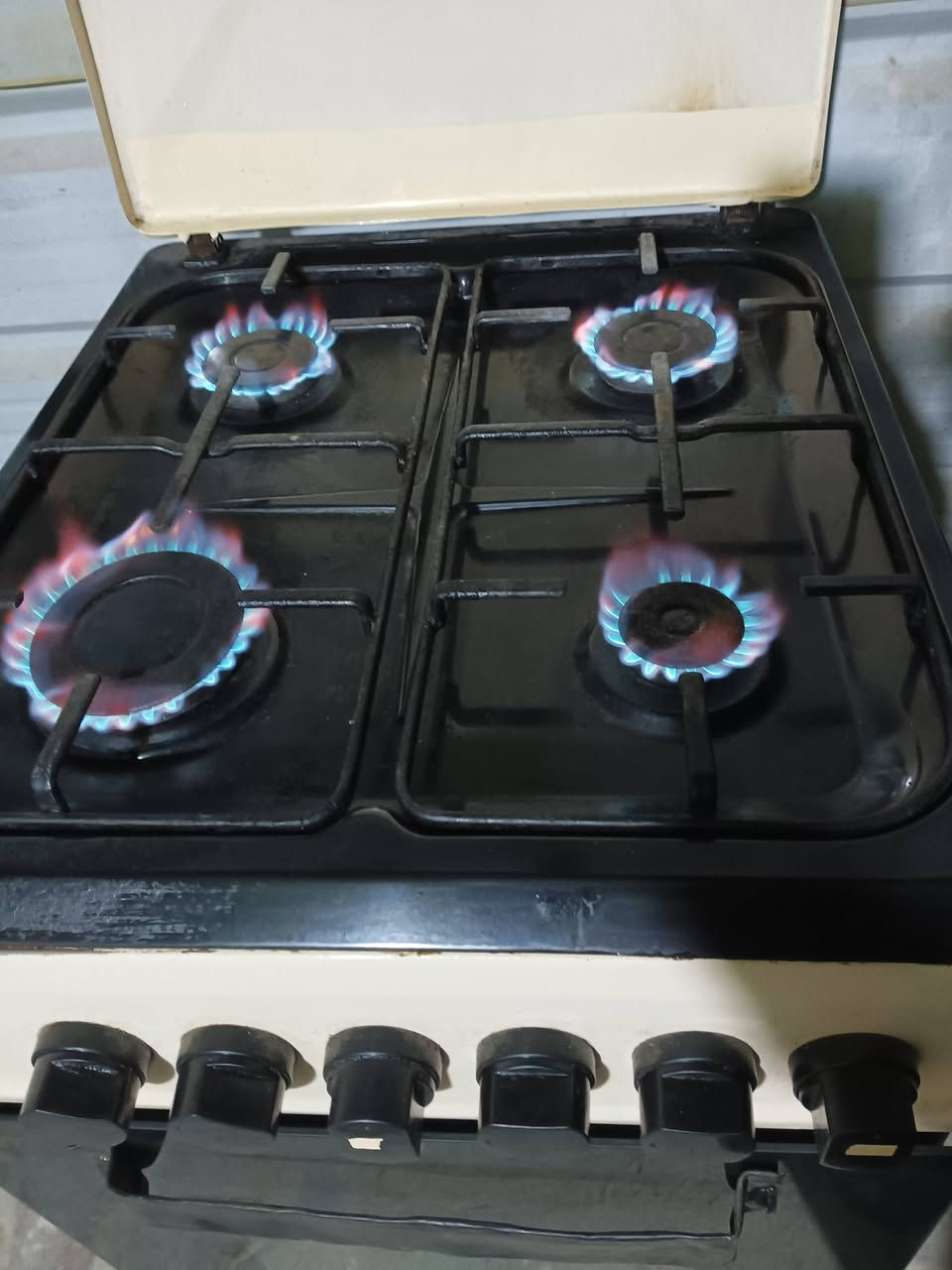 طباخ كله شغال 75 دوشك 75 بلوك اصلي بلحسينبه


**إذا كنت صاحب هذا الإعلان وتريد حذفه لأي سبب، رجاءا أرسل رسالة إلى الدعم الفني**