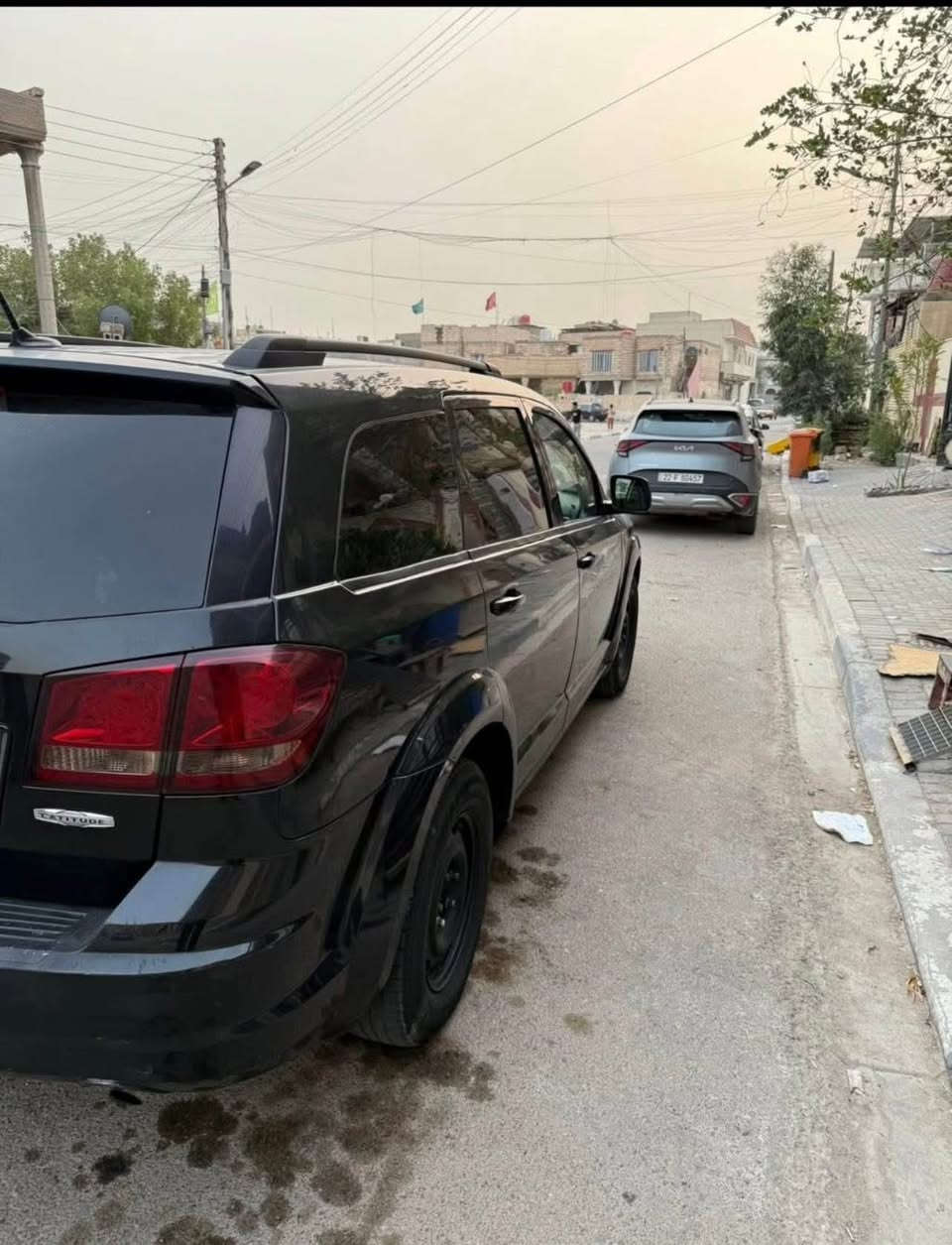 السعر /95 وبيهه مجال للشراي 
المحرك/4سلندر 2400
موديل السياره /2012
رقم السياره /ديالى مشروع وطني تتحول بأي محافظه تعجبك 
حاله بدي السياره الداخلي والخارجي/ 3قطع رش جماليه علمود الجراد بدون ضربه ولا معجون واكو ضربه بخشم الجاملغ الأيسر وشوي من البنيد مرجعينهن بارد ومعجن ومصبوغ والباقي شوف العين ما بي شي والسياره مكملهه ادامه وتخم تاير وبوليش وباتري جديد ودهن كلش شهر ابدلة السيارة بصمة 
رقم الهاتف ***********
السيارة موجودة بل بصرة 
بيع فقططططط البصرة, العراق
