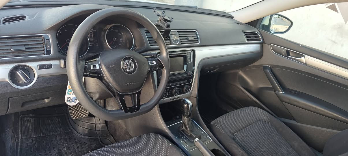 سياره باصات كندي موديل 2016 محرك 18/4 سلندر توربو عنوان السياره كركوك سعر  بالاتصال رقم الهاتف ***********
