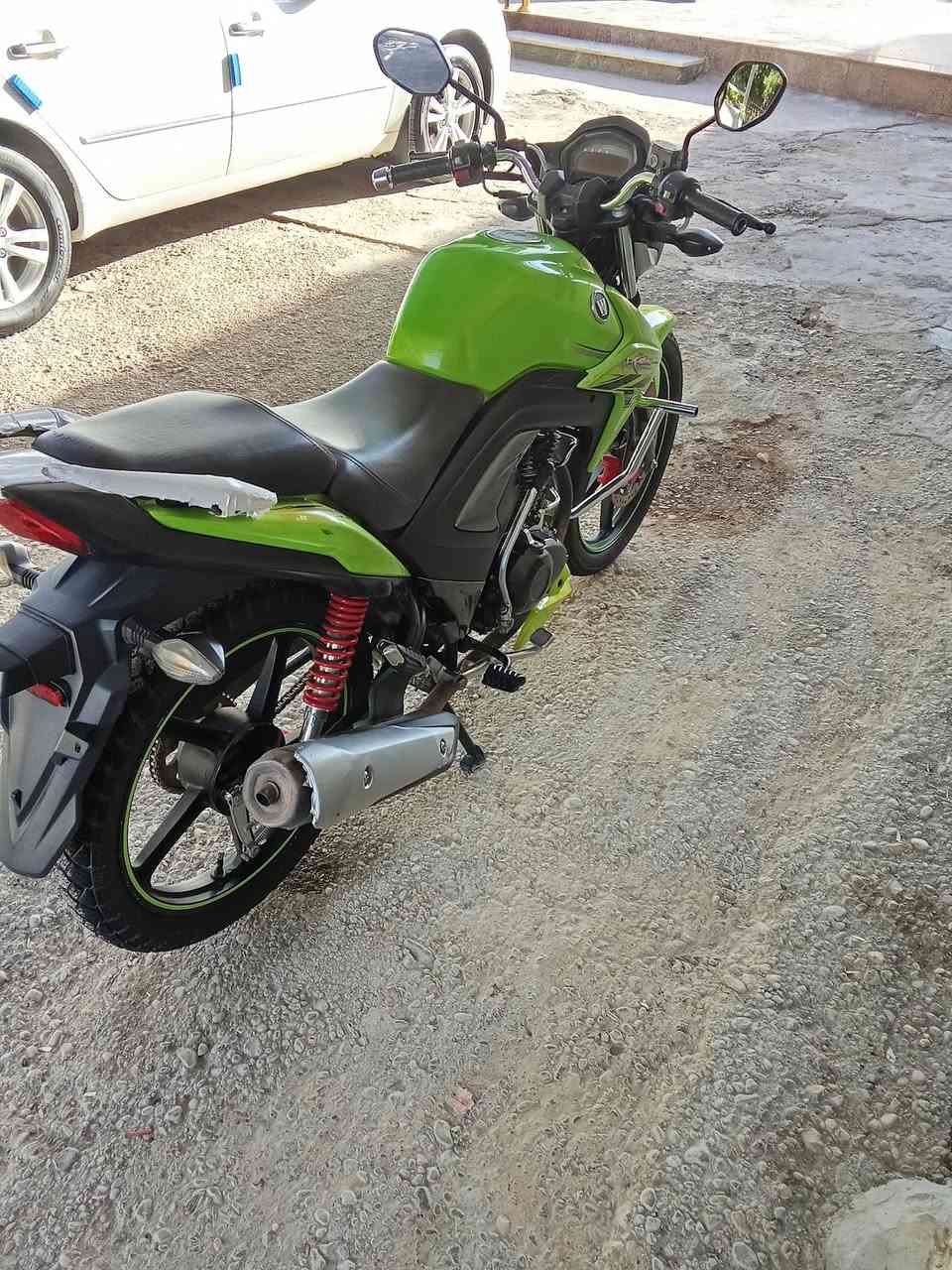 السلام عليكم اللبيع ماطور هاوجي بطح مسجل 2021 السعر 16 ونص العنوان الرمادي الورار ***********
