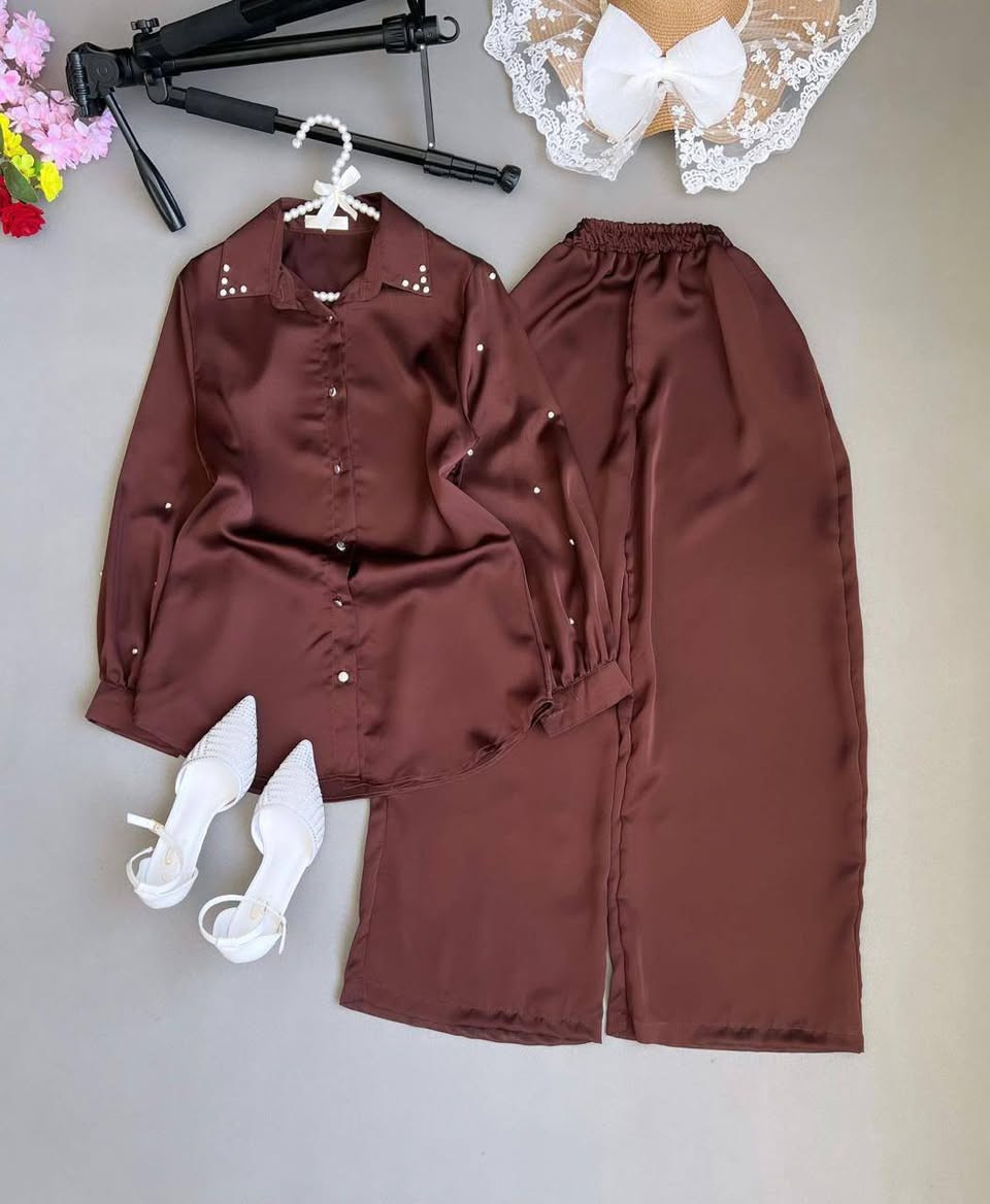 طقم قطعتين دابل كولتي  عالي✨

القياسات 38 40 42 44 46 48 ✨

السعر 23


**إذا كنت صاحب هذا الإعلان وتريد حذفه لأي سبب، رجاءا أرسل رسالة إلى الدعم الفني**