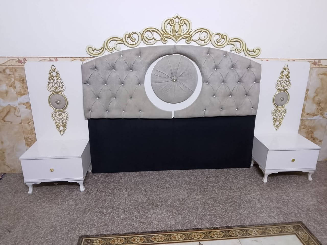 غرفه تركي مستعمل نضافه 80
عدد القطع 8 نضام ابواب 
السعر ب 650 وي الشد والنقل داخل بغداد مجاني محافظات كروه اي استفسار خاص 🥰


**إذا كنت صاحب هذا الإعلان وتريد حذفه لأي سبب، رجاءا أرسل رسالة إلى الدعم الفني**