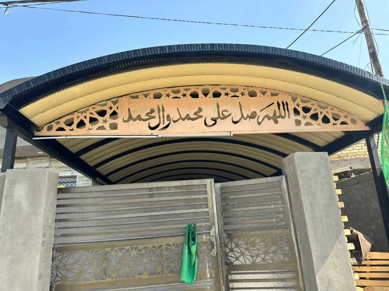 واسط الكوت حداده كرفانات و سقائف الكيسبان شغل درجه اولى سعر المتر 25الف دينار للاستفسار الاتصال على رقم الهاتف
***********
