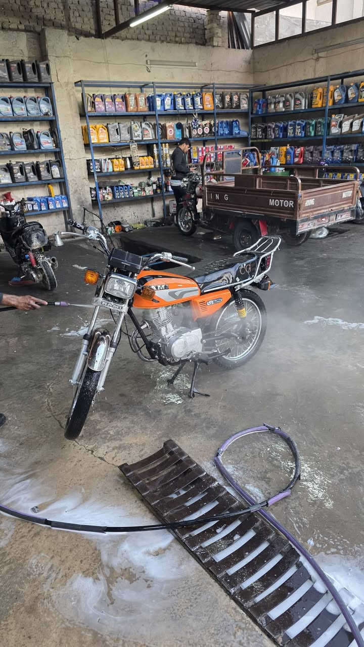 دراجه اربعه كير للبيع نظيفه وحلوه بدون اوراق مكينه نظيفه وكهربائيات كله شغاله السعر 350وبيه مجال بسيط العنوان كربلاء امن الداخلي ***********
***********مامتواجد ع الفيس
