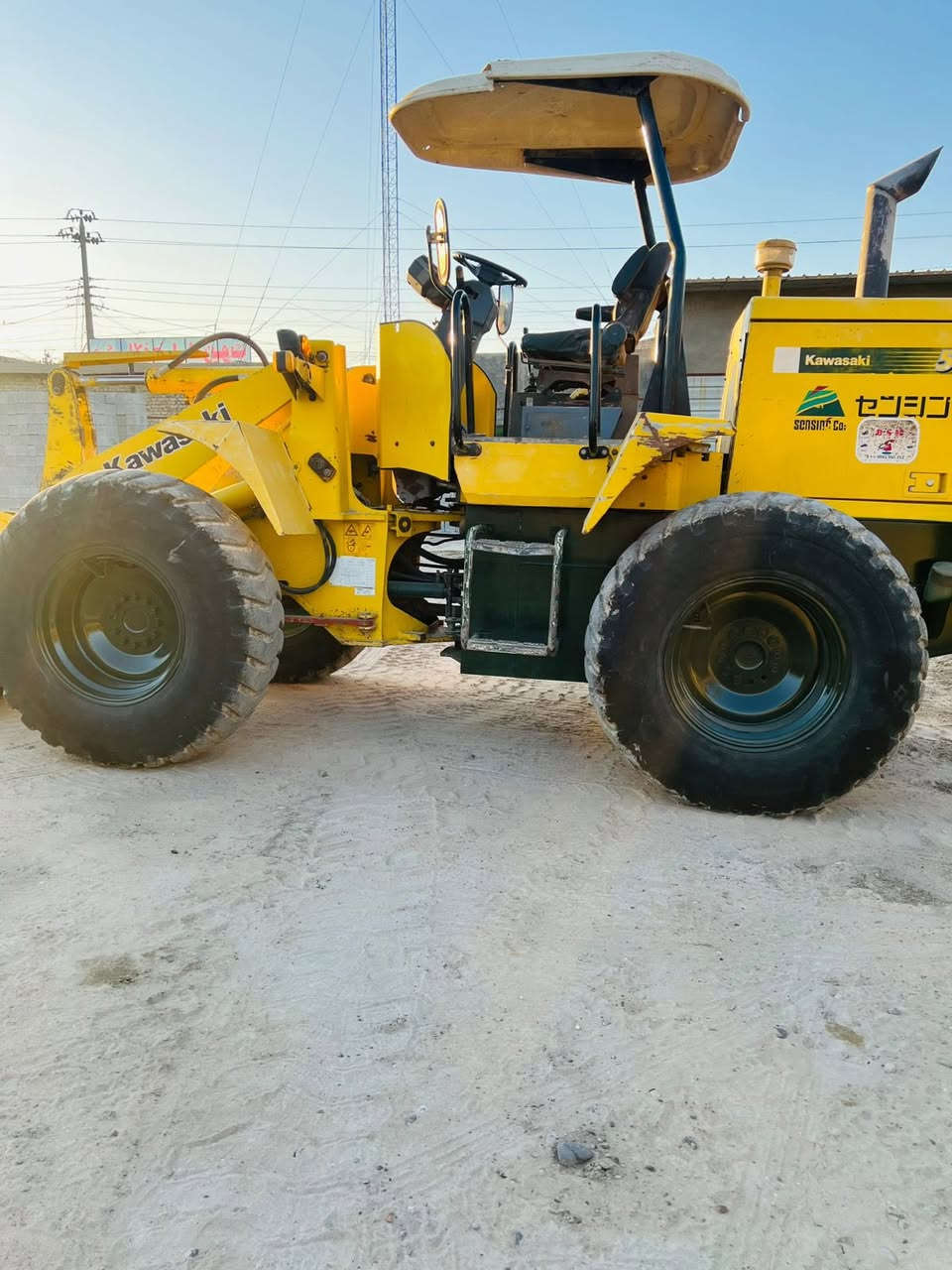 شفل كاوسكي 50zدخول جديد للبيع
شفل جديد تخم تاير 
مكان بغداد 
السعر ٢٤٠ وبي مجال
***********
