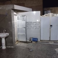 ورحمه الله وبركاته  بيت للبيع المساحة 120 الواجه 5 _ النزال24 طابق واح...