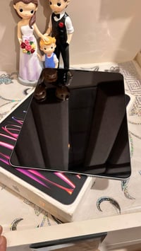 ايباد برو • ١٢٨ • بطارية ٨٠