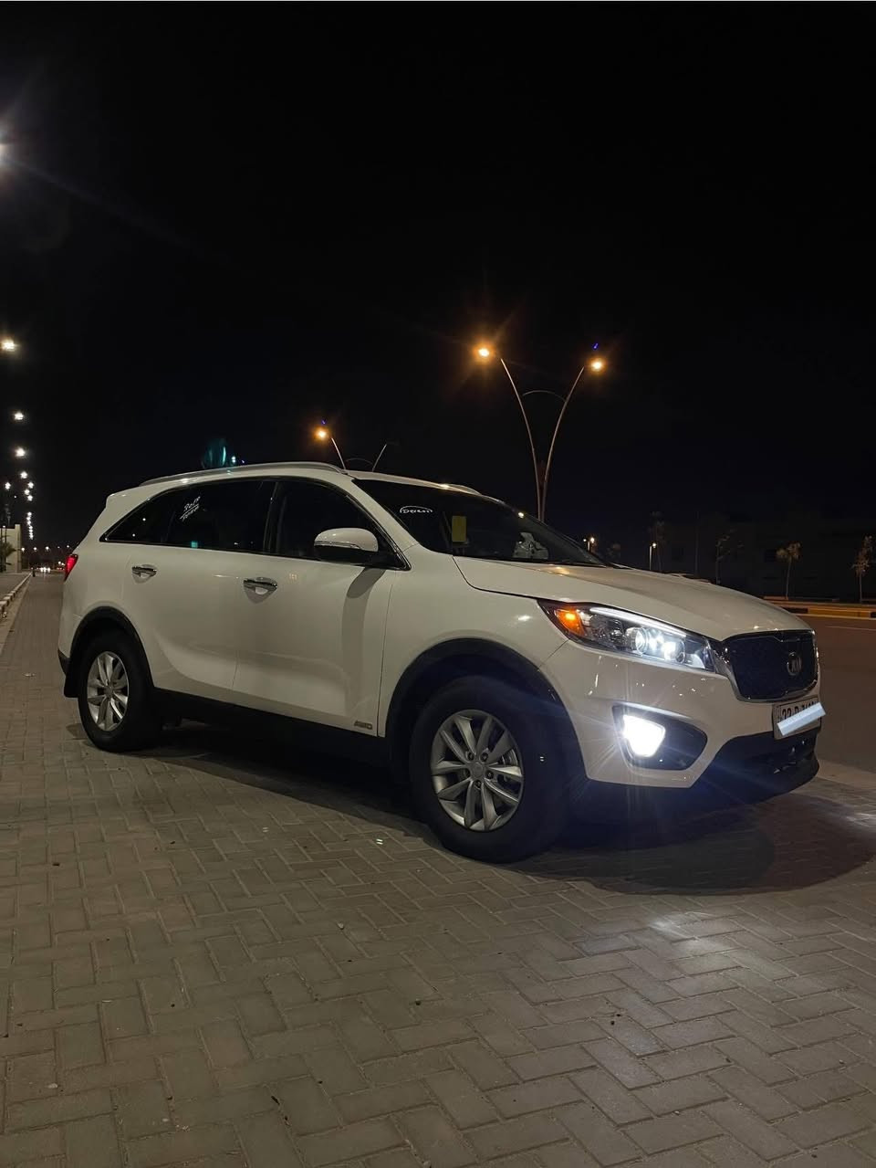 سلام عليكم
كيه سورنتو موديل 2019 

أدوات أدوات كصه جنطه 

بانزين 4 سلندر  

5 راكب 

دخول جديد 

مكينه جديده 

تخم تاير جديد 

كير جديد 

حداده زيرو 

تبريد ❄️ ثلج 

شاشه بلاد 

ريموت تفتيح تقفيل شغال 

كأمره بلاد شغاله 

كروز مثبت سرعه 

سبورت 

نضام اليكو 

سياقه ذاتيه 

منضومة زنون عالي + ناصي + كشاف 

لايت لد بلاد 

السياره ع وضع الشركه احله من الصور 

ارقام وسنويه ع رقم الشاصي 

المكان البصره 

اتصل وتدلل 

‭0773 225 3788‬
