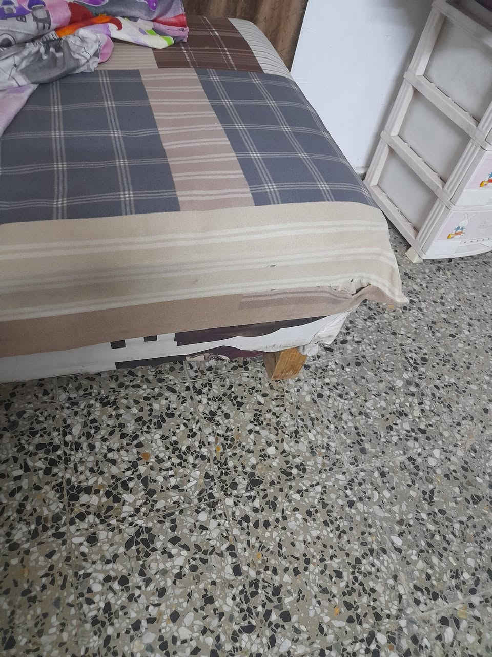 سلام عليكم غراض للبيع مكان الغزاليه بأسعار مناسبه


**إذا كنت صاحب هذا الإعلان وتريد حذفه لأي سبب، رجاءا أرسل رسالة إلى الدعم الفني**