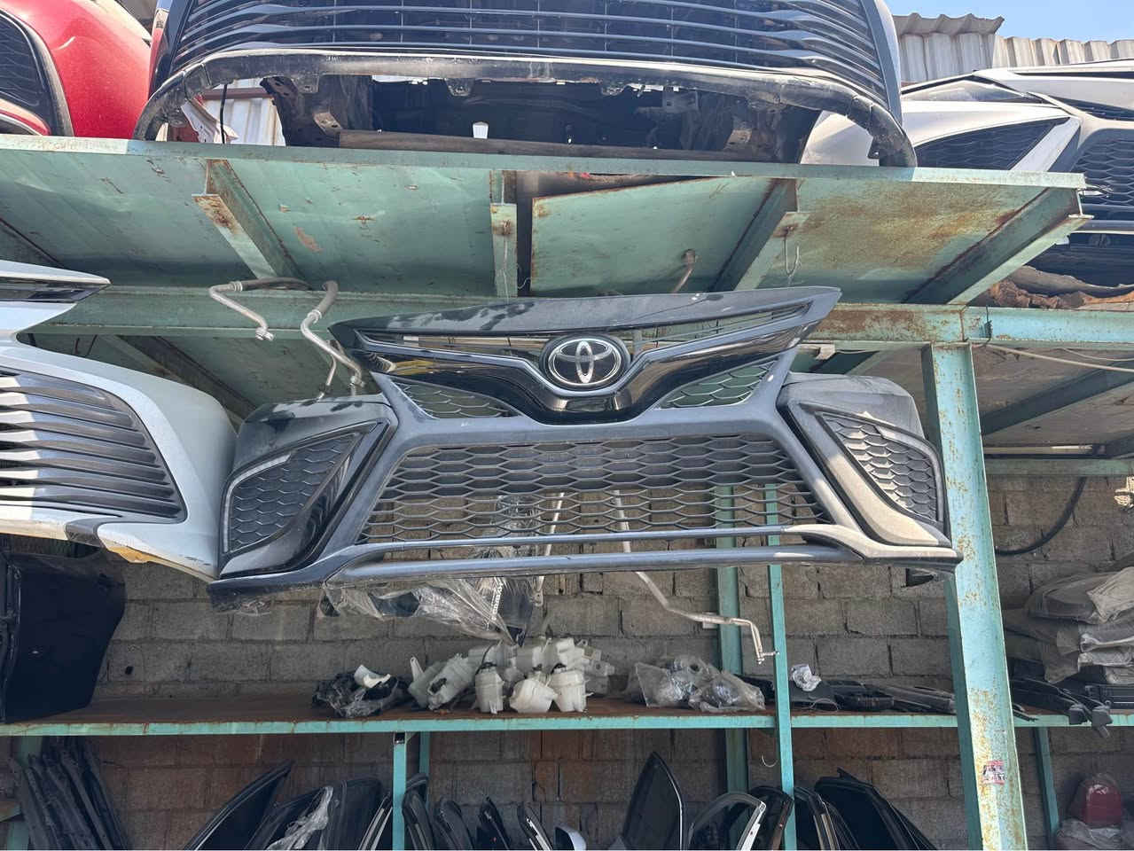 كل أدوات كامري اليابانية الأصلية متوفرة يمّنا موديل 2018&2025🚘

جميع الادوات متوفرة حدادية ابواب محرك كير كاتم كهربائيات عقول ✅ 

دبلات امامي - خلفي - طبلة - ذراع - شمعة - فريممة - سطاب اكسل - رباط امامي - خلفي - حدادية صدر كامل ✨

باب - جاملغ - دعامية - بنيد -صندوك - تريشة - دشبول - ويل  - راديتر - مروحة - قمارة - لايت - داينمو - كومبرسر - سلف - مراية 💥

متوفر جميع الالوان والموديلات كامري 🎖️

اربيل  - الصناعي الجنوبي - قرب طريق مخمور  📍

***********
***********📞 
#Camry #Toyota ⁩ أربيل, العراق
