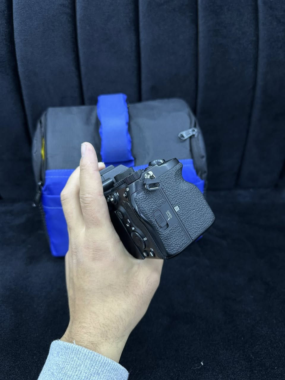 Sony a7Siii
نظافتها ٩٥٪؜ 
ويا جنطه حزام شاحنة 
سعرها مليونين ٨٥٠ الف 
شراي تعال خاص


**إذا كنت صاحب هذا الإعلان وتريد حذفه لأي سبب، رجاءا أرسل رسالة إلى الدعم الفني**