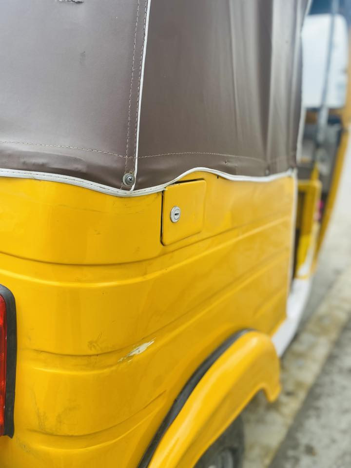 السلام عليكم تكتك 2019شهر ال11 رقم بغداد تحويل ثاني يوم مكينه خير منّ الله كبل للشارع كامله مناقصه شي  كهربائيات كله شغاله مكاني ديالئ بعقوبه *********** اتصال 
وتساب***********
