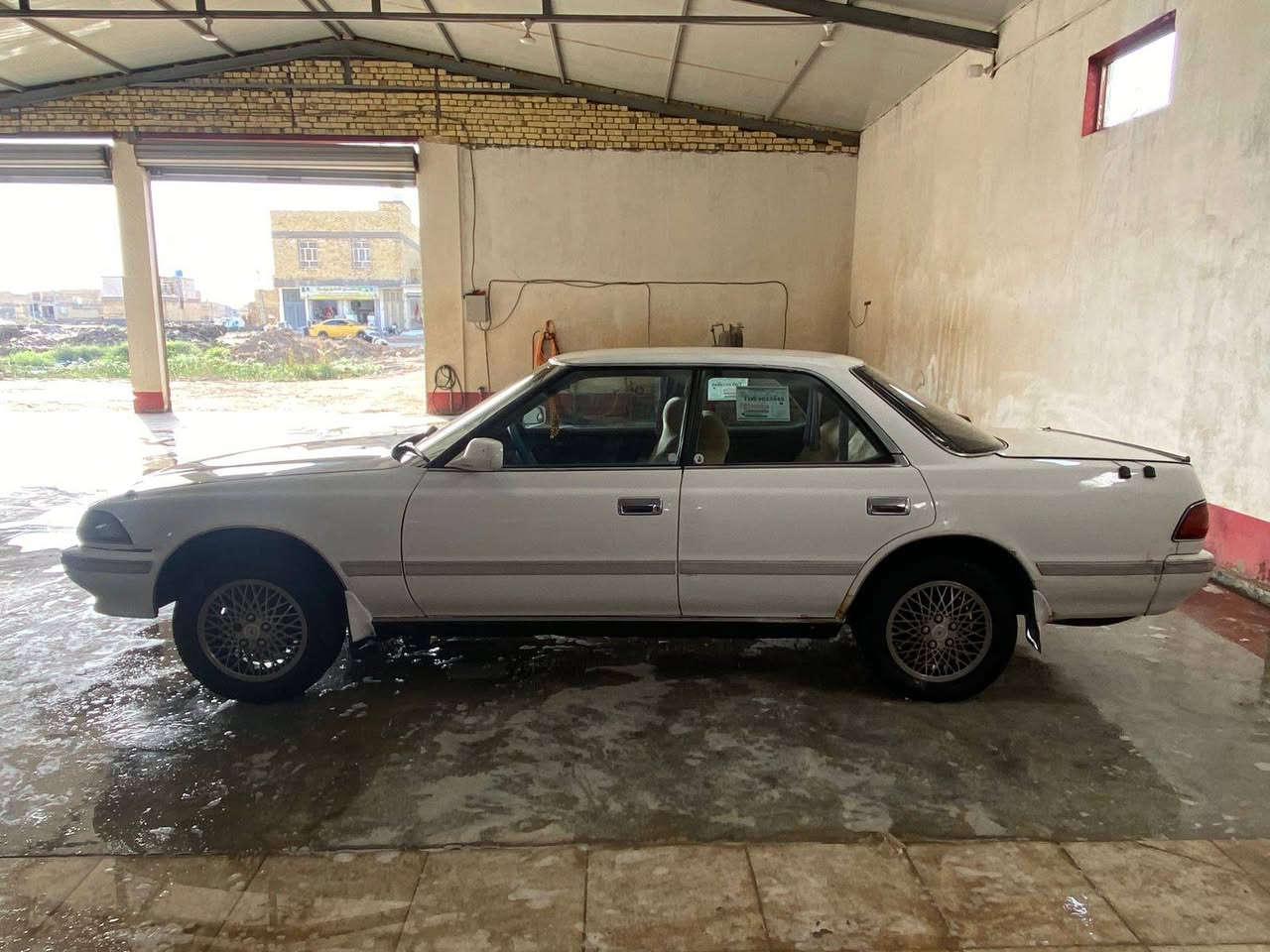 مارك مسطره سياره مكفوله رقم بصره دولي باسمي مداور  ثاني يوم سياره كامله حداديه كير محرك جديد سياره تبريد كامل فقط كمبريسر عطل السعر 48وبيه مجال مكان شطره 
***********
