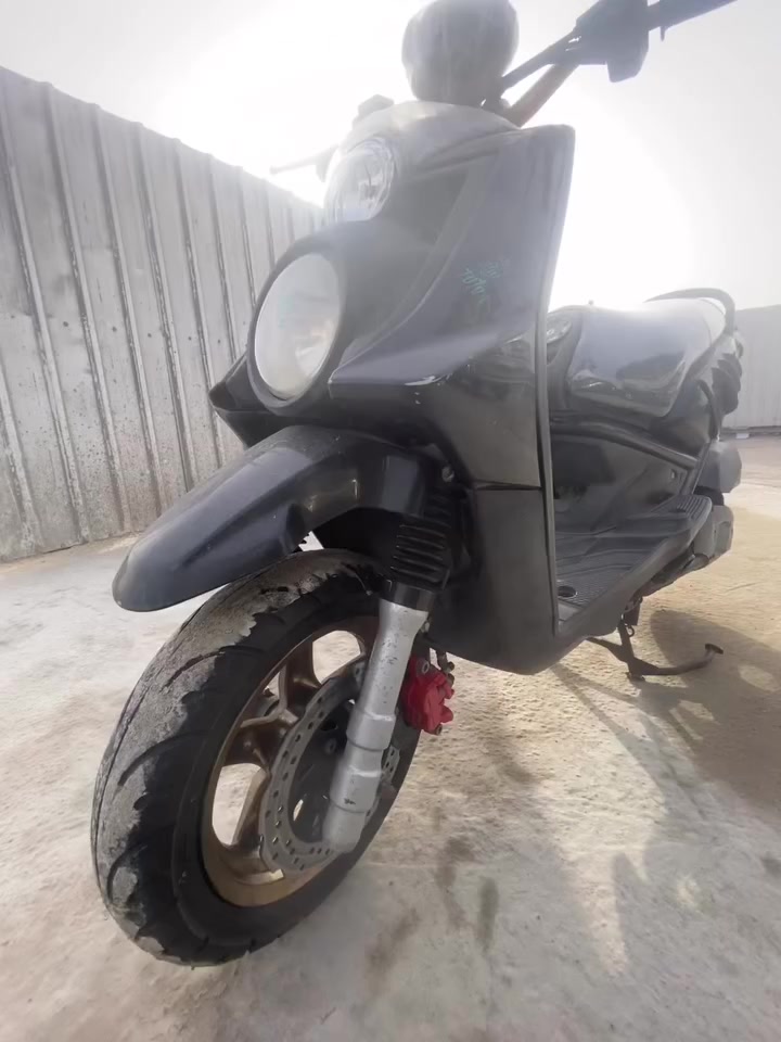 سلام عليكم دراجه سكنس جبلي ختم واحد بعدهي وكلاله وصله ماله موجود مكاني حي البتول رقم ‭٠٧٧١ ٣٠١ ١٦١٢‬بي واتساب السعر مليون 300بيه مجال قليل
