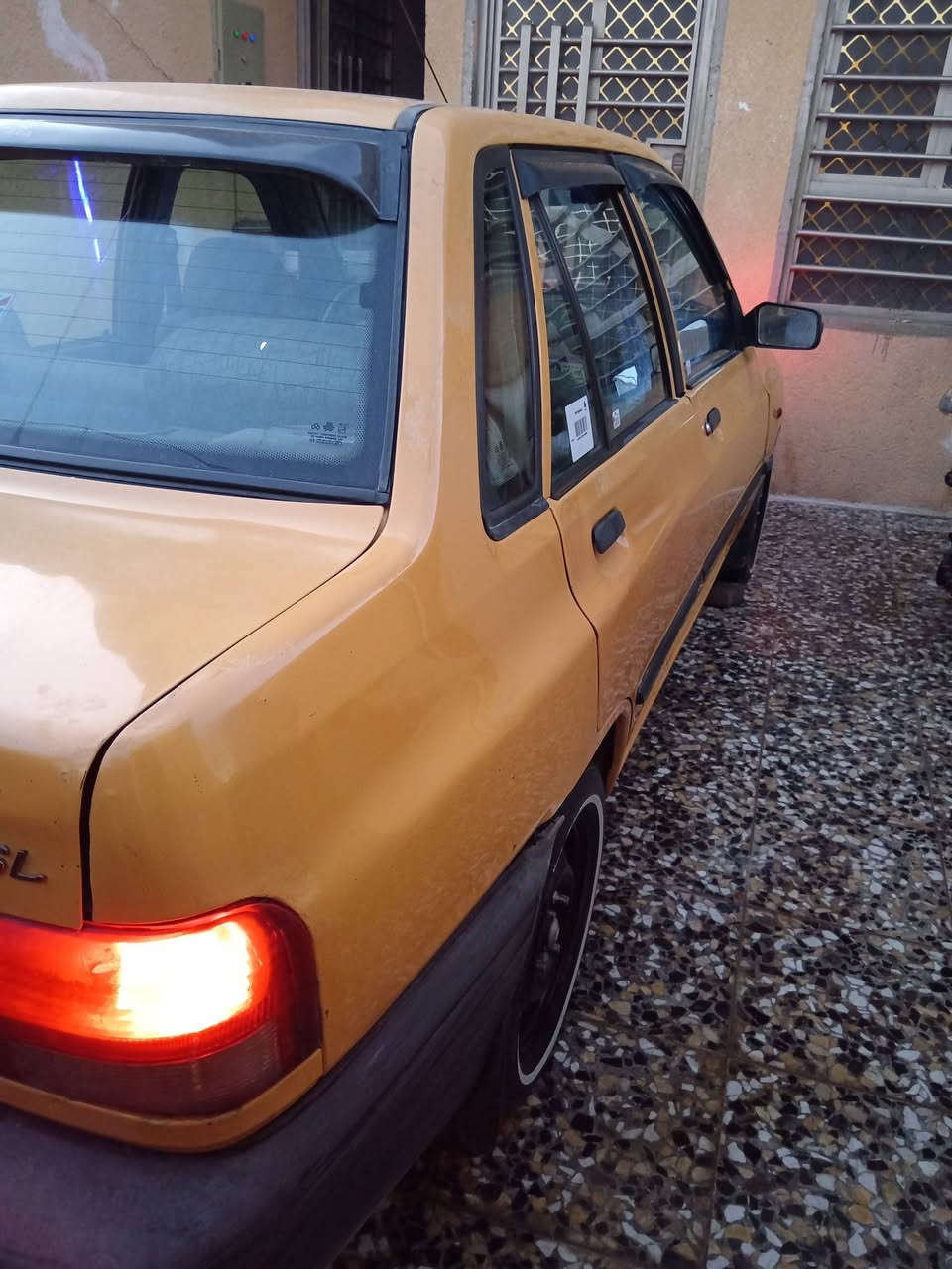 سلام عليكم سايبه موديل 13بغداد بيها باب مبدل كير و محرك مكفرل شواصي مكفوله تخم تايرارقم *********** سعر 32
