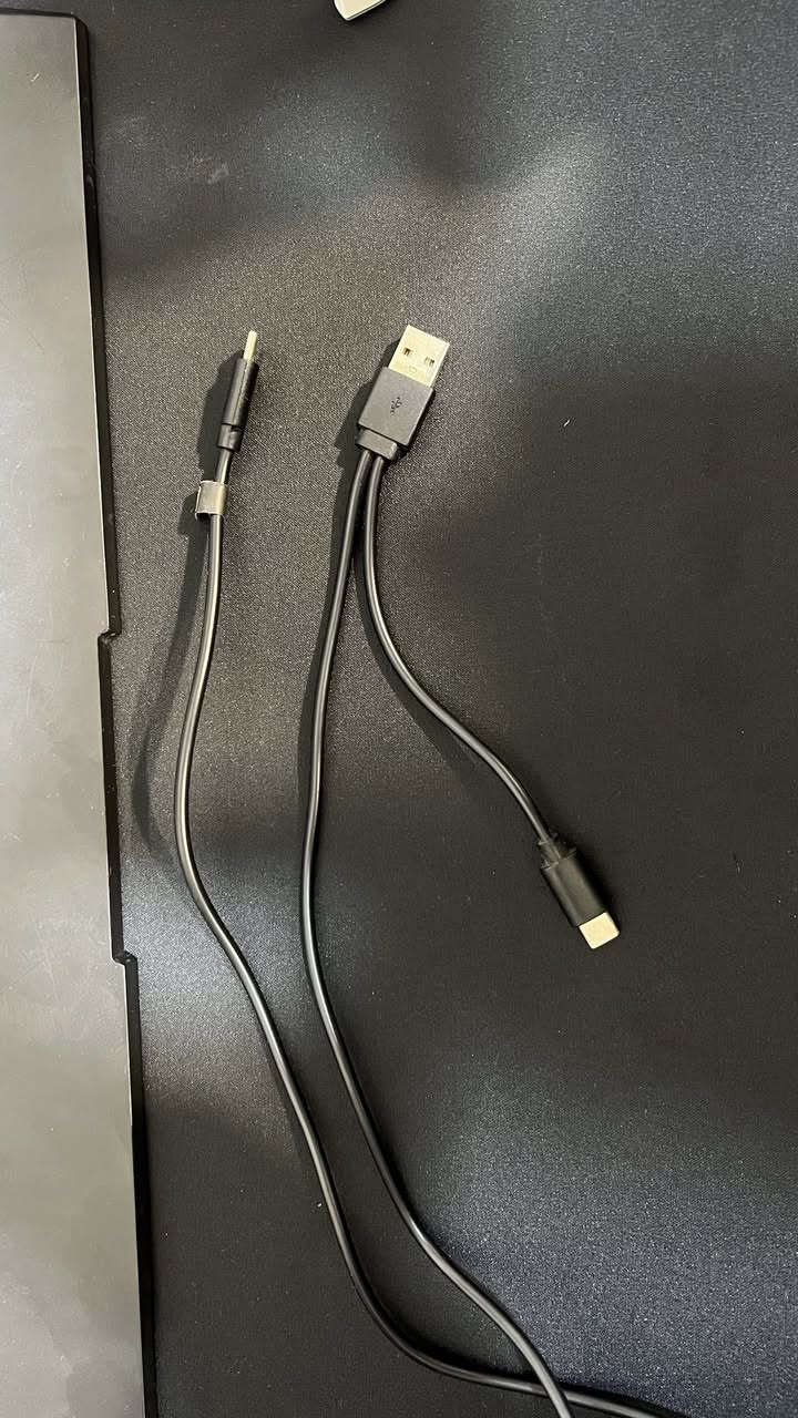 open box مو مستعمل
مايك حاسبة و موبايل 

من ماركة AOKEO موديل AK-9

RGB 11 modes 

بي خاصية تفعيل mute ب لمس 

زيرو تاخير 

خاصية تقليل الضوضاء 

سعر 30 الف 

توصيل متوفر لكل المحافظات 5 الف فقط


**إذا كنت صاحب هذا الإعلان وتريد حذفه لأي سبب، رجاءا أرسل رسالة إلى الدعم الفني**