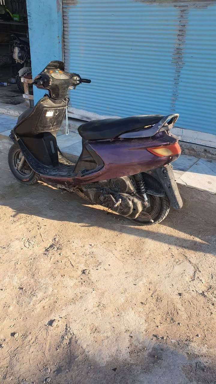 يالله للبيع فراشه فحل نضيفه وكلشي ماعيزه نكره سلف كهربايات كلها شغاله دراجه عل بلاد السعر 275 وبيه مجال حك الجيه مكاني نجف شارع المطار ***********
