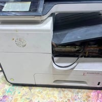 طابعة hp 477  سعرها ٥٢٥ الف   الطابعه تجي وياها منضومة الاحبار وبدون ح...