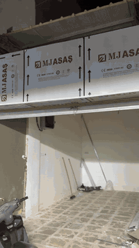 بسم الله الرحمن  محل للبيع او للإيجار  البيع ١٢ مليون سر قفليه واذا اي...