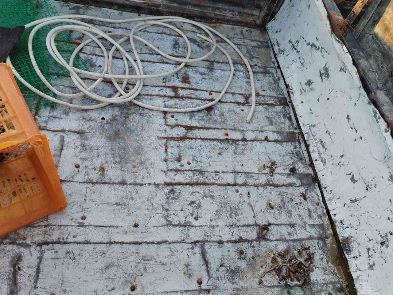 السلام عليكم ستوته كلك شغاله ايع كوم حديد مكينه تبخر وشاصيها بي خياس جوه دوسه الكير مكاني نجف التواصل ***********
