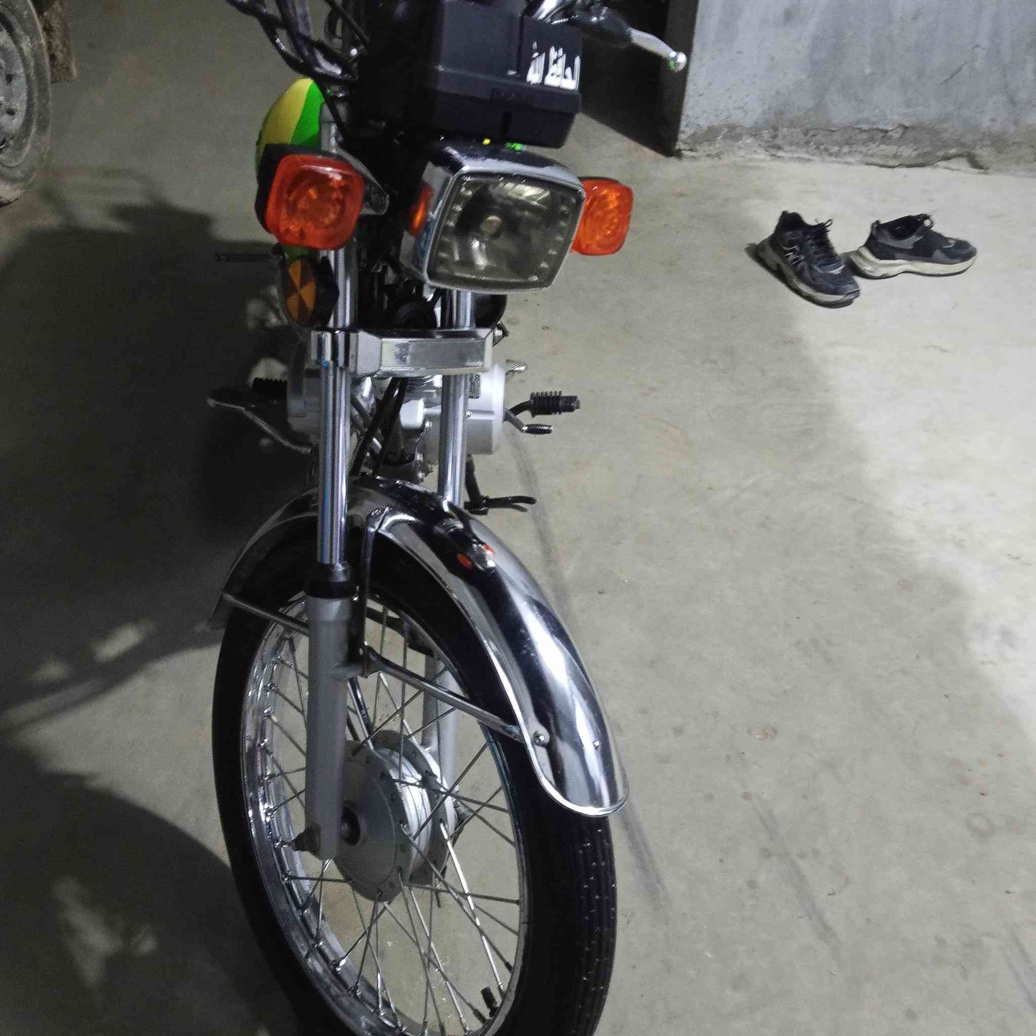 السلام عليكم شباب دراجه للبيع موديل 25 امتياز السعر 600 وبيها مجال مكاني كربلاء  الحسينيه منطقه الطف 
***********
