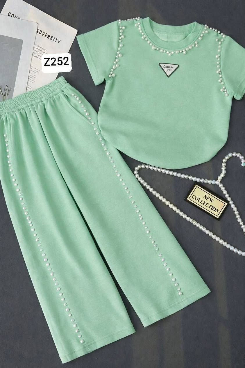 قياس 2-3-4-5 السعر  60

قياس 5-6-7-8-9-10 السعر 76
الدرزن : 12 قطعة


**إذا كنت صاحب هذا الإعلان وتريد حذفه لأي سبب، رجاءا أرسل رسالة إلى الدعم الفني**