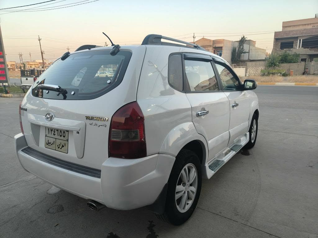 هۆندا تۆکسۆن مودیل 2010

گێر تۆماتیک  جام کارەبایی ABS
تەبرید بەشەرت
دوو پارچەی هەیە وناوەوەی نەگرتووە پێشو دوای کەپسە 
سەنەوی بەسەرچووە
ژمارەی خاوەنی
***********
سعری ۱۰۹گەڵاو مەجالێکی کەم أربيل, العراق

