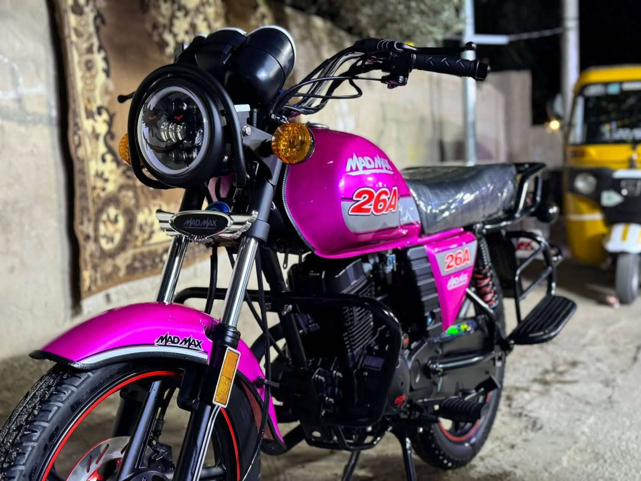 السلام عليكم
دايوان نفخ محرك 200 موديل 26 صارلها أقل الشهر من طالعه مكفولة كفاله عامه 

مكاني مسيب سدة الهنديه 

السعر ***********
