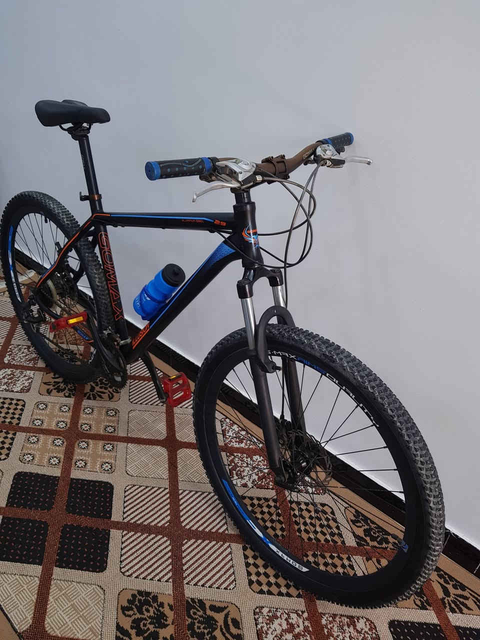 بايسكل جبلي الامنيوم حجم 29 مكينه 3×7 سستم شيمانو كامل كله شغال *********** واتساب
