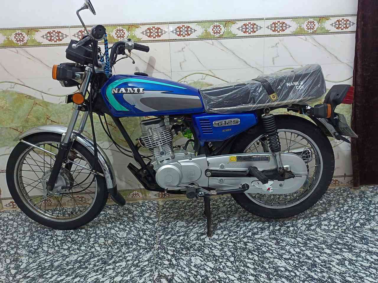 دراجه للبيع بدون أوراق مكفوله عشائرين السعر 700 وبيهه مجال قليل الرقم /***********
