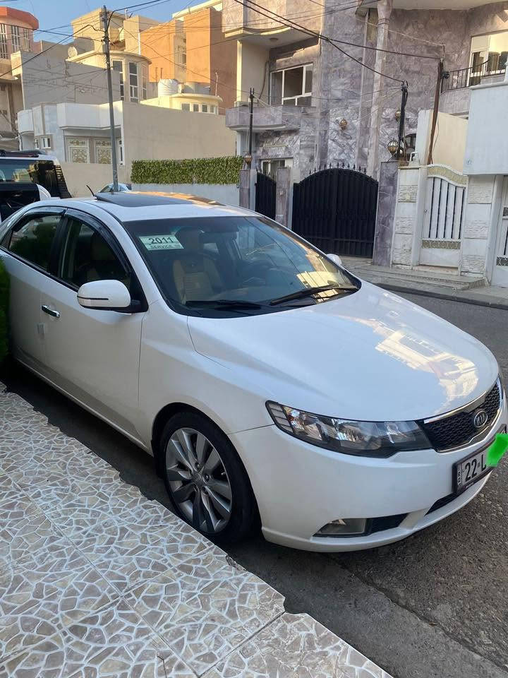 سيراتو ٢٠١١ بدون صبغ بدون ضرر فول مواضفات سلايت مري شفط شاشه كبيره وكامرا حساسات خلفيه تحكمات ستيرن 
محرك مامفتوح شرط كير شرط تبريد ثلج داخل لونين تغليف كشنات كير ٦ نمر محرك جديد وبشرط رقم اربيل الجديد سنويه جديد طخم تايرات جديد باتري جديد سياره مايعوزه ايمصرف السياره احلى من الصوره السعر   (١٠٧)
العنوان موصل الايسر حي الضباط 
للتواصل 
‭***********‬
‭***********‬
