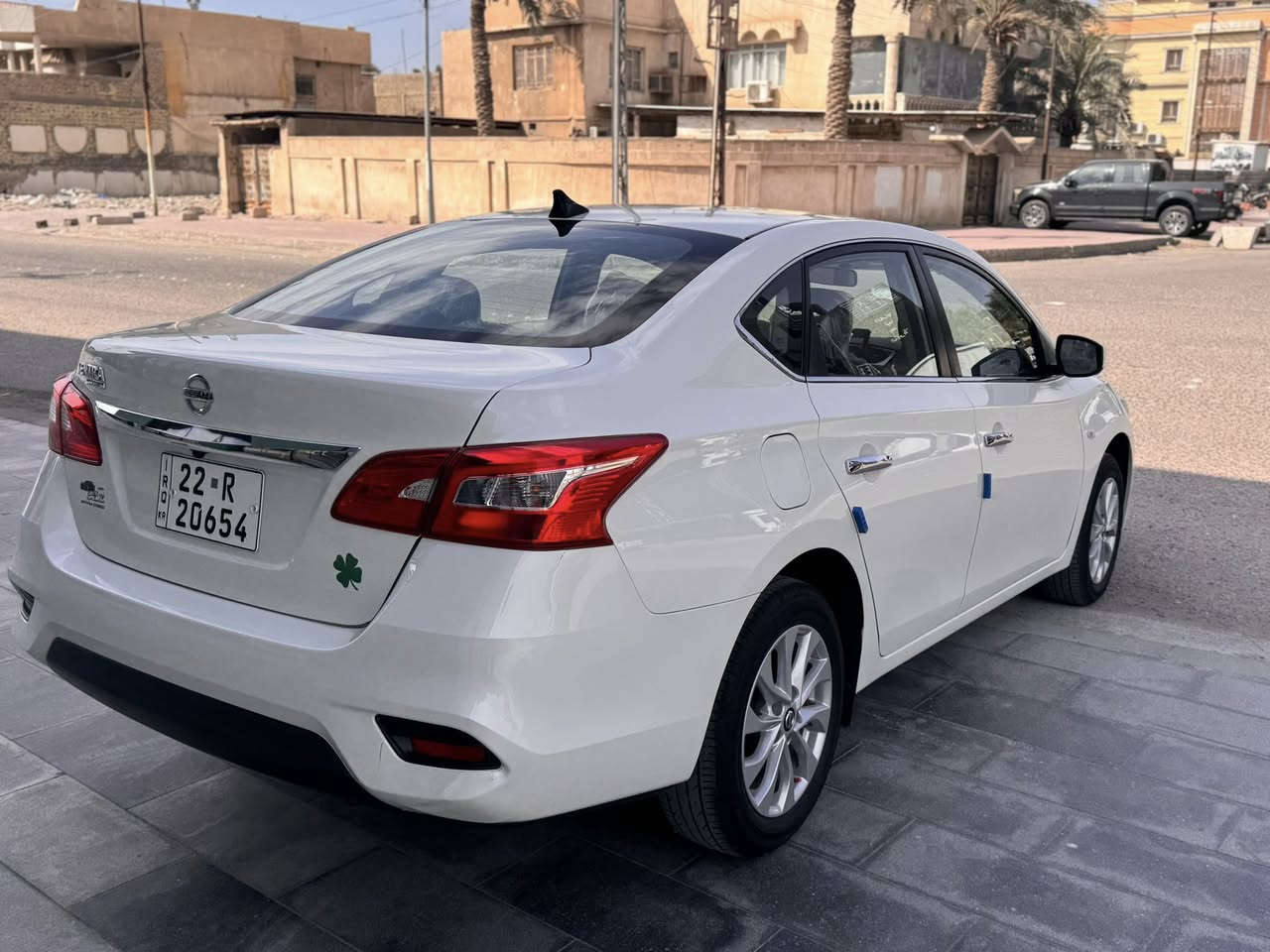 نسان سنترا موديل 25 رقم اربيل دولي ماشيه 9 الاف كفاله عامه سعر   128 مكان البصره  رقم الهاتف ***********
