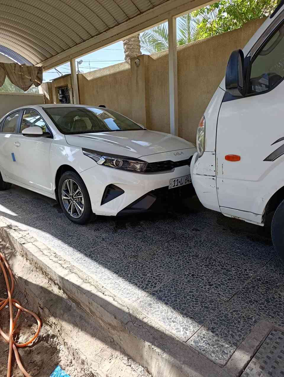 السلام عليكم كيا سيراتو خليجي موديل 2024 محرك 2000 الداخل لونين رقم بغداد ماشيه 350 النجف الاشرف ***********
