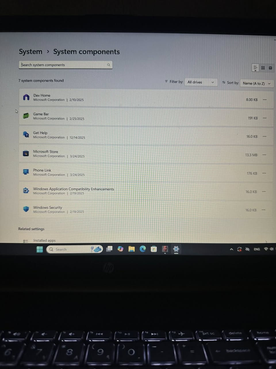 لابتوب HP أصلي من شركة النبع استخدام شخصي لمدة اسبوع فقط بحالة ممتازة 

🔹 

المواصفات:

 • المعالج: Intel Core i3 – الجيل الـ12 (12th Gen)

 • السرعة: 1.20 GHz

 • الرام: 8GB RAM

 • الخزن: 512GB SSD (سريع جداً بالإقلاع وفتح البرامج)

 • النظام: Windows 11 Pro (أحدث إصدار)

 • النواة: 64-bit

 • الشاشة: واضحة ومناسبة للدراسة والعمل الطويل

 • الشركة: HP

 • الموديل: HP Laptop 15s�️ 

مناسب للطلاب والموظفين

✔️ يشغل برامج أوفيس، إنترنت، محاضرات، 

✔️ نظيف وما محتاج أي ش

الابتوب للبيع بدون مراوس  ويا جنطة حامله بلاش المكان بغداد 

***********
