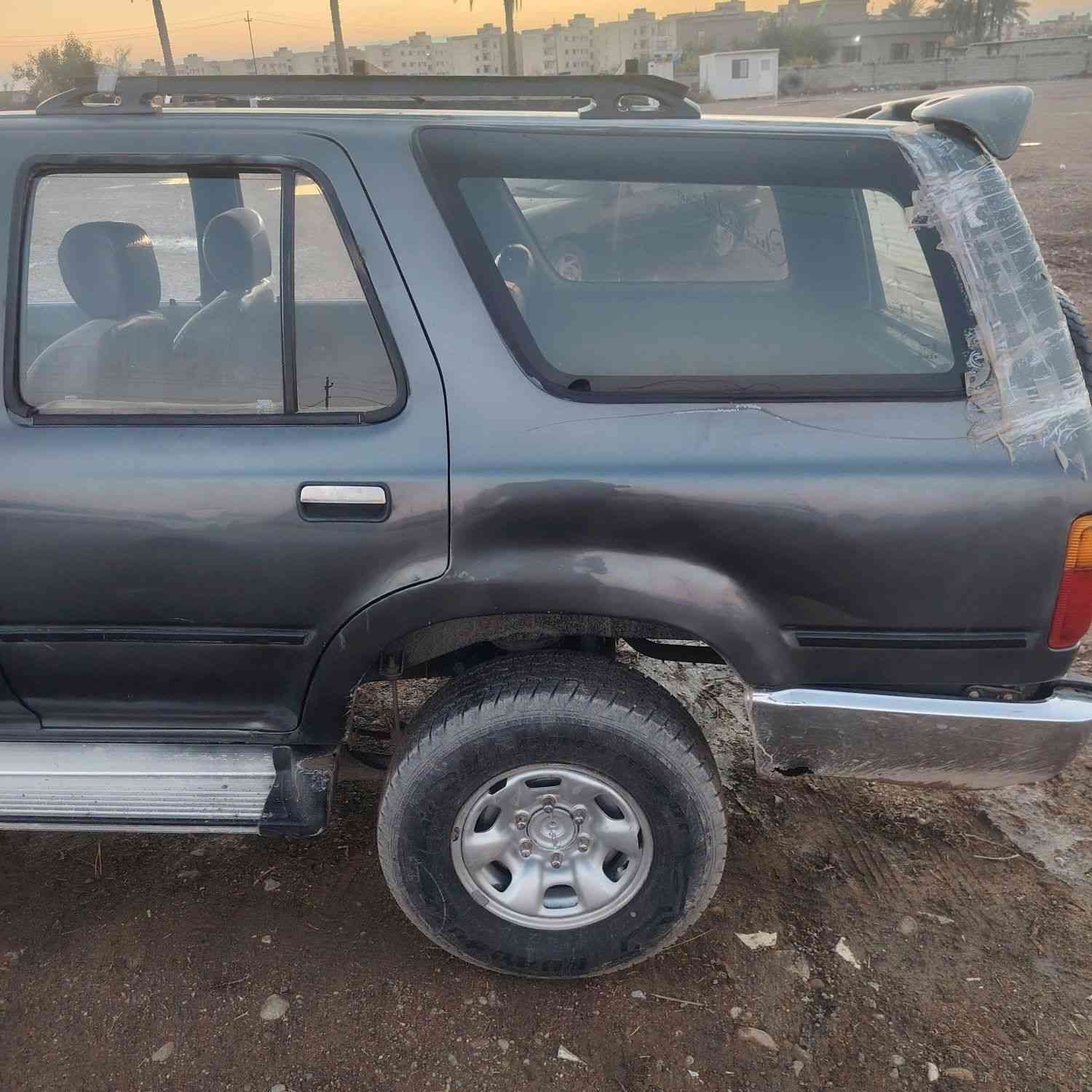 تيوتا سورف موديل ٢٠٠٠
محرك بطه ٢٥٠٠
كير محرك حداديه شرط
تحول شرط السعر ٤٥ ورقه صاحب السياره
***********
