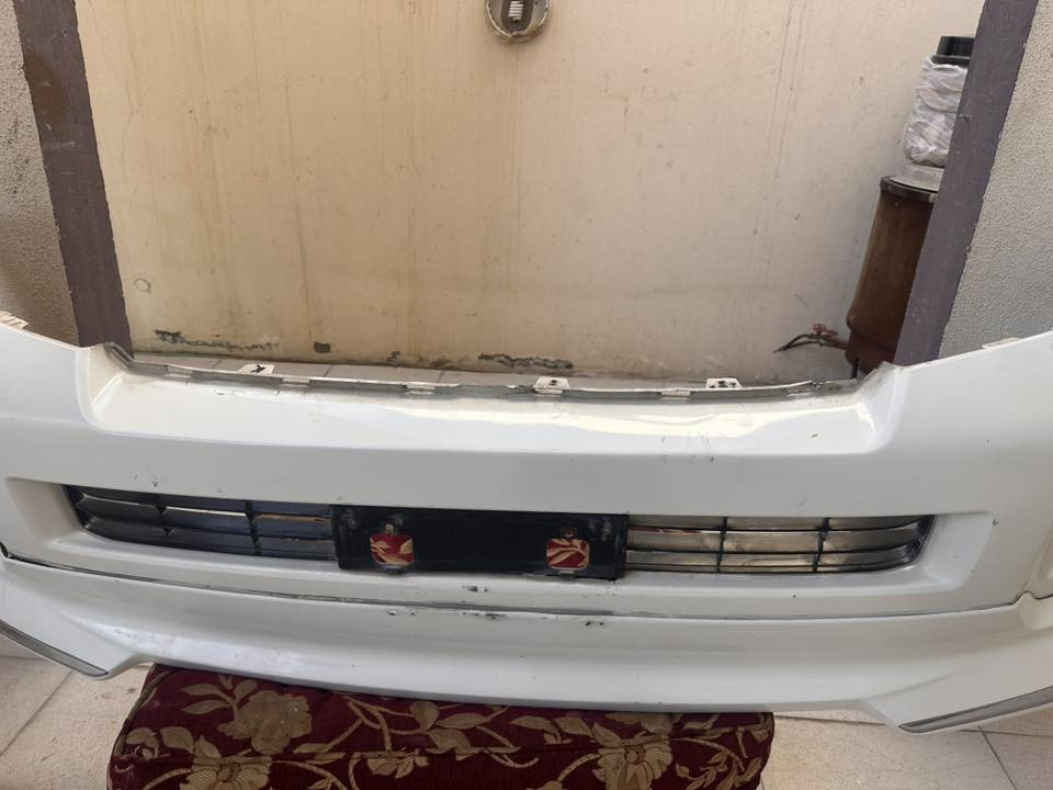 سلام عليكم دعاميه لاندكروز ولحيه  وقواعد شباك وبلاجكتور وشباك امامي كلهن 100 مكاني نجف ***********
***********
