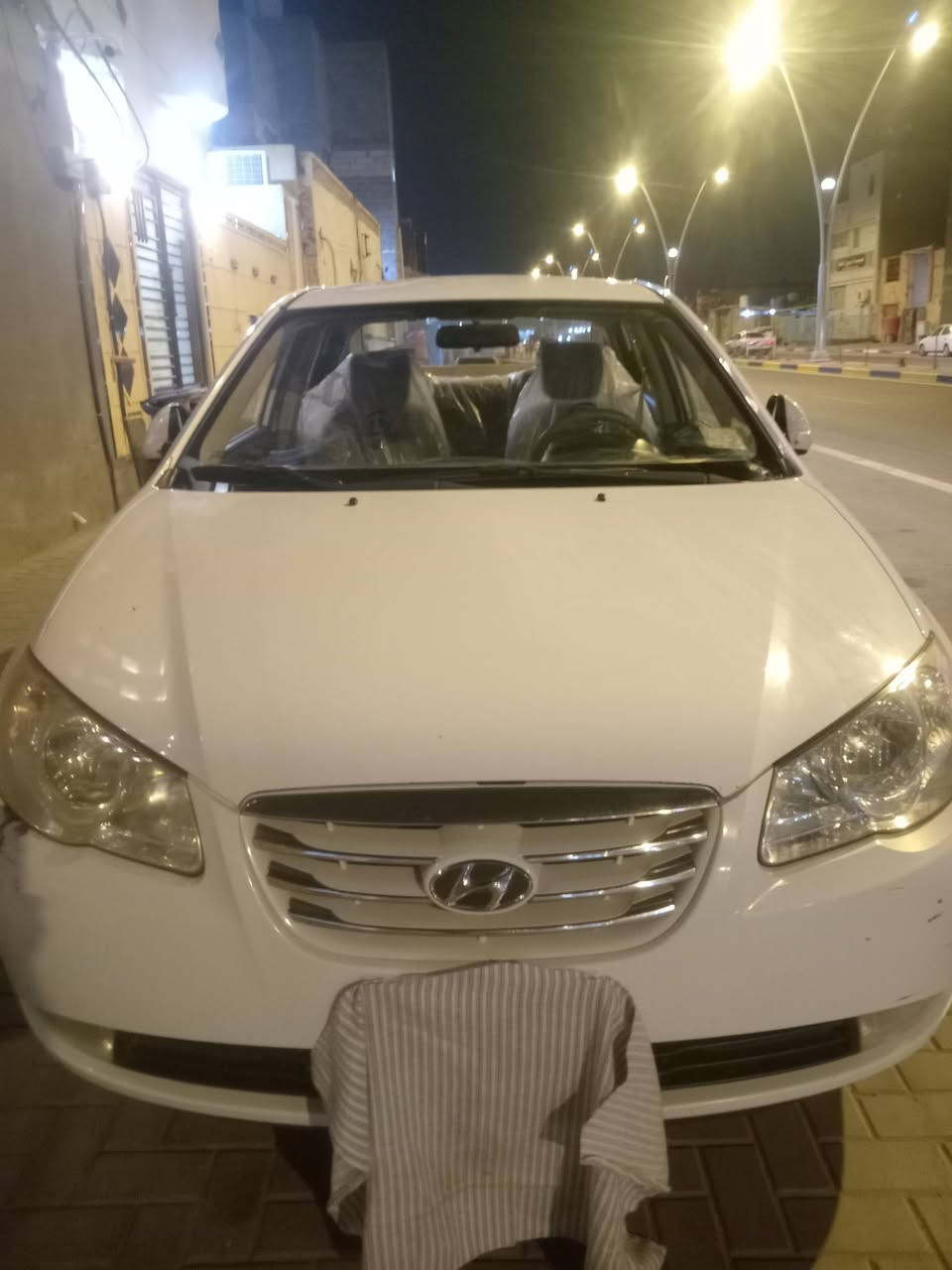 النترا للبيع 2011مكفوله محرك ١٦٠٠ لون ابيض صدفي رقم بصرة العنوان بصرة الحيانية شارع ٦٠ رقم الهاتف ***********
