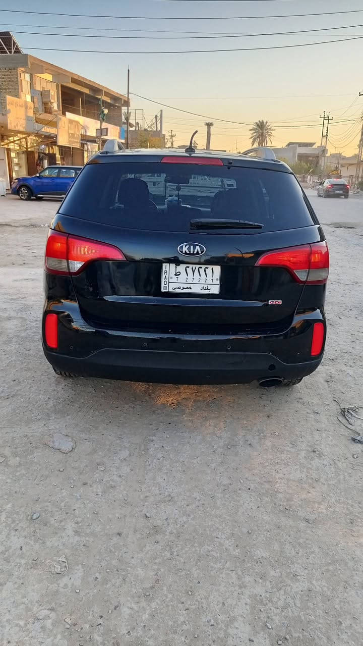 سورنتوا 2015 سياره جديدة وجاهزة من كلشي مكينة وكير وحدادية وتبريد وتدفئة وتخم تاير كله جديد ثلاث قطع صبغ جمالية مكفولة من ايه حادث ومن ايه ضربة ومن ايه داخل بدون إرباك ليبل واحد السعر 117 رقم بغداد بأسمي مكينة 2400 شاشة تاب كامرة مكان السيارة حلة رقم الهاتف ***********
