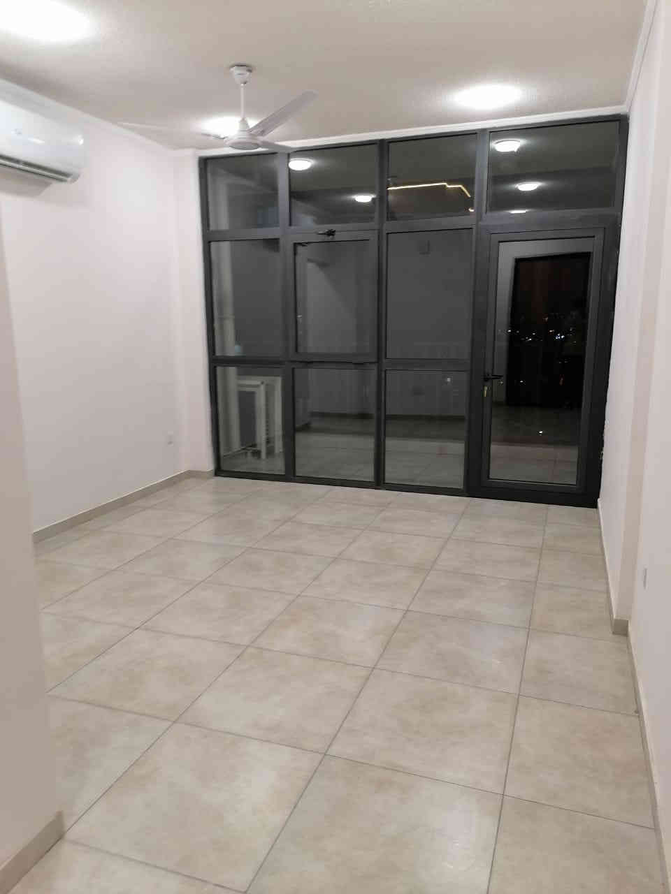 شركة تنظيف المنازل 
تعلن شركه تنضيف المنازل
تنظيفها شقه في مجمع السلام حي الجهاد
كادر مختص بلتنضيف
للحجز والاستفسار اتصل عبر واتساب
***********
