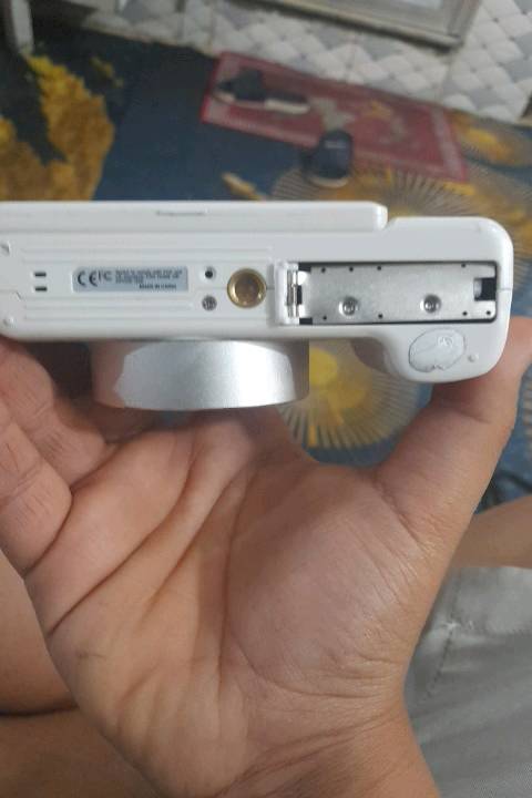 كامره Camera فقط باب البطاريه مكسوره