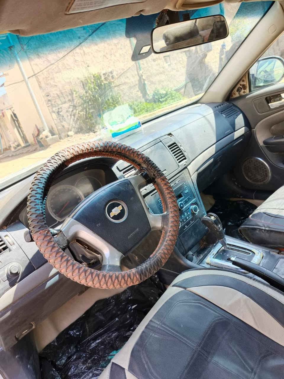 موديل 2007
نقص مشط و كمبريسر تبريد 
مصبوغه صبغ عام محوله جنس جانت صفره رجعنه لونه ابيض  الابلادي 

للتواصل و الاستفسار ***********
