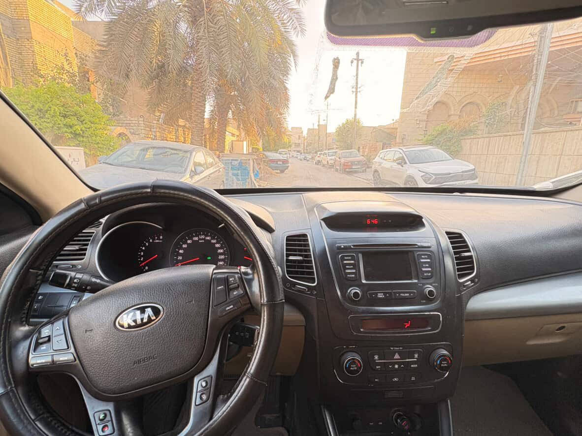 سورنتو خليجي ٢٠١٤
محرك ٤سلندر ٢٤٠٠
بنوراما 
مري كهرباء كشن سايق كهرباء 
سبعة راكب ثلاث قطع تبريد 
رقمها شبه مميز 
ماشيه ١٧٠ الف 
رقم مشروع وطني الجديد 
سعرها 145$ وبيها مجال 
مكاني بغداد 
للتواصل ***********
