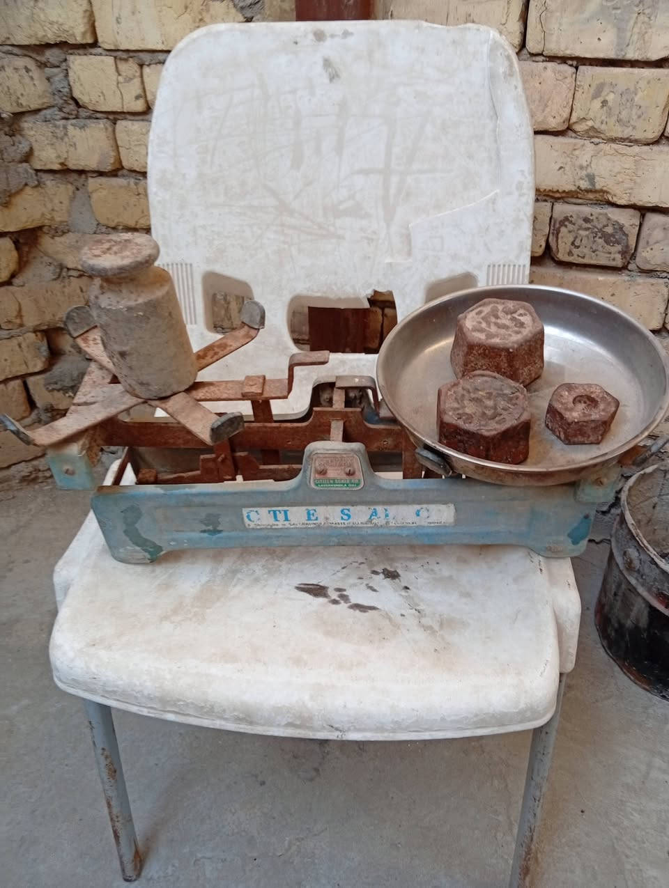 ميزان البيع وياه عيارات اربعه كيلوات وربع عوزه وحده من الأفراد ضايعه السعر خاص


**إذا كنت صاحب هذا الإعلان وتريد حذفه لأي سبب، رجاءا أرسل رسالة إلى الدعم الفني**