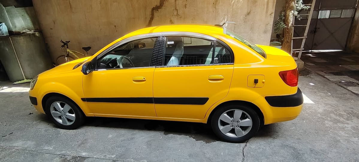 ريو موديل 2009موصفات برايت امريكي تحكمات استيرن جام كهرب كير محرك شرط بيها طخه اسم براس الشاصي كلها كود واحد ما بيها  تبديل واني الشرعي سعر90 ***********
