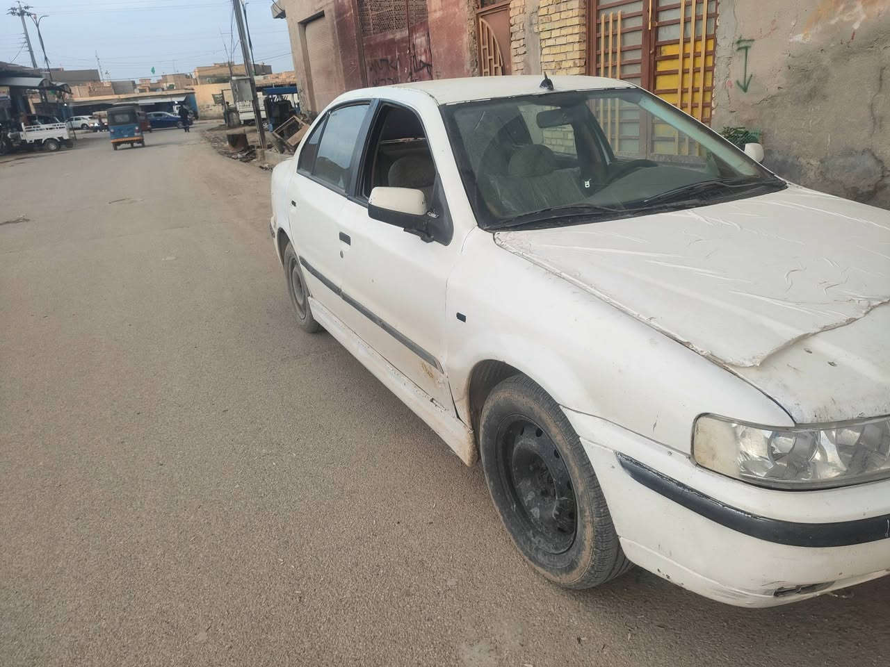 السلام عليكم
سياره سمند موديل 10 للبيع سيارة محركها مستحق تبريد ثلج صدر تايرات جديد لوك تبريد شغال رقم ذي قار ***********
