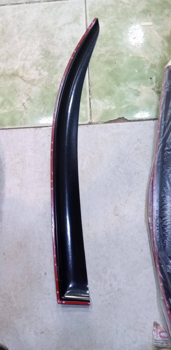 اغراض اوبل اوميكا 90 
السلام عليكم هاي الأغراض الي بقت بعدها ما انباعت الي يحب يأخذها يتواصل وياي اني خارج العراق حاليا والغراض غراضي لكن حاليا هي موجوده عند اخويا بحي العامل بغداد للعلم ما عندنا توصيل اللي يحب يتفضل ياخذها 
هاي مال دشبول جديدة ترى بس اللاصق لاطش عليها من 7 سنوات حتى ما استعملتها سعرها 15 الف
الترايش مال جام أربعة جديدة لكن بسبب الخزن للاسف اكو واحده بيها كسر صغير  سعرها 5000 دينار 
قبضة مال كير اوتوماتيك 2000 دينار جديدة 
قبغ مال جداحة الليط موجودة 7000 دينار


**إذا كنت صاحب هذا الإعلان وتريد حذفه لأي سبب، رجاءا أرسل رسالة إلى الدعم الفني**