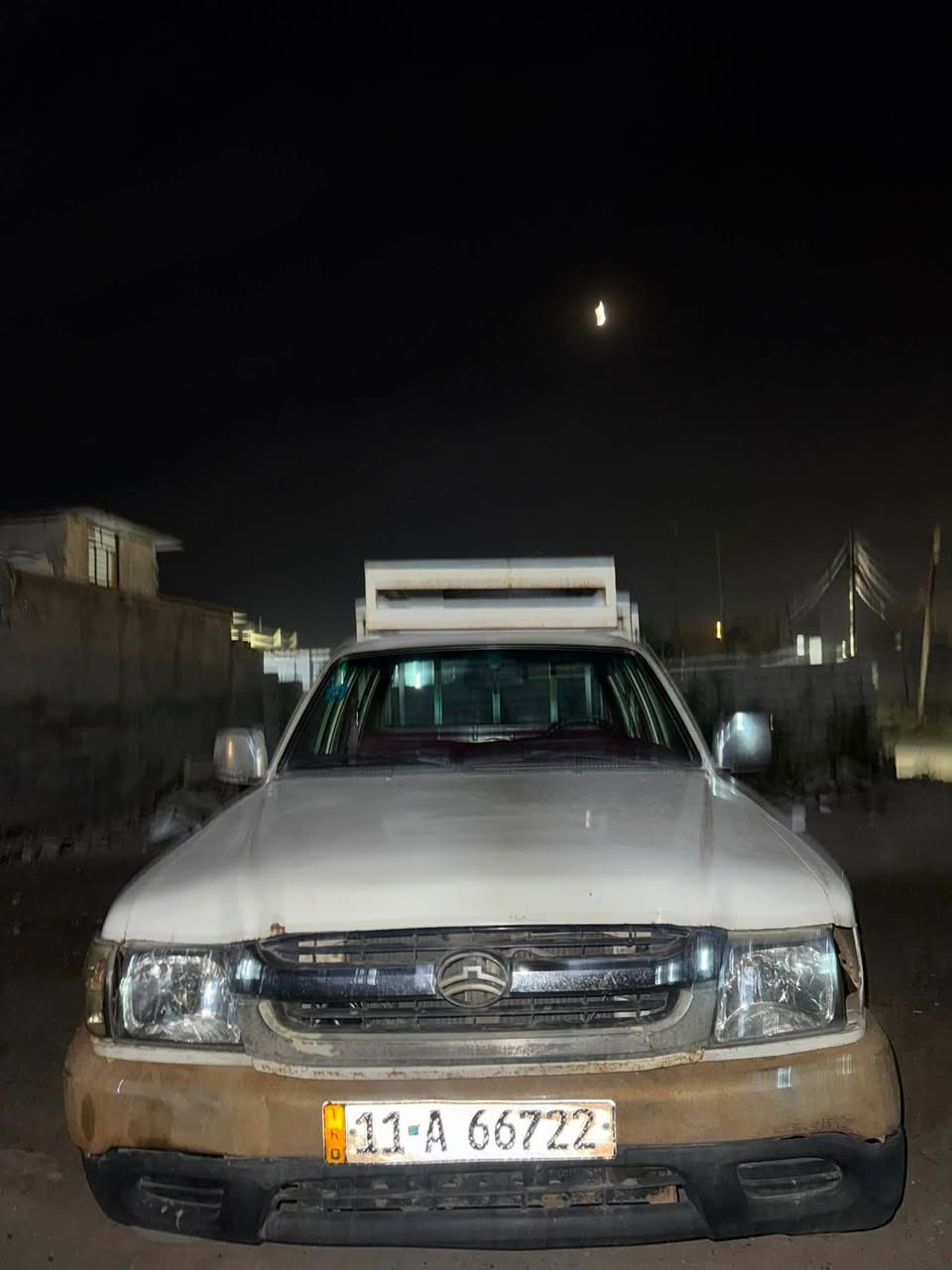 دير ٢٠٠٦ محرك وكير واكسل  كله مكفول وتخم تايرات جدد بيها سعرها ٣٥ ورقه للتواصل على الرقم***********
